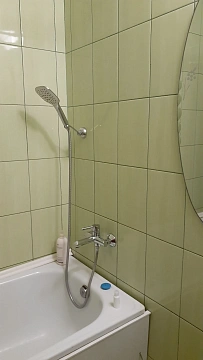 Однокомнатная квартира посуточно в Кривом Роге, Саксаганский район, пр-т Мира, 37