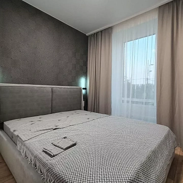 2 rooms apartments daily Dnipro, Amur-Nizhnedneprovskiy district, Arzhanova St., 1