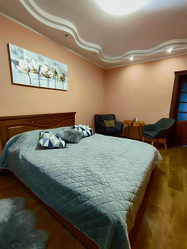 house h daily Kamianets-Podilskyi, YA. Mudrogo St., 142
