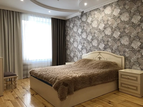 Двухкомнатная квартира посуточно в Хмельницком, ул. Кармелюка, 4/2