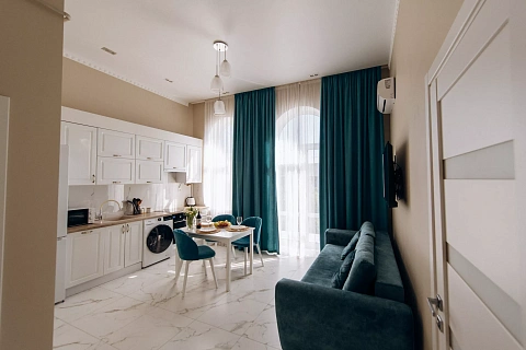 2 rooms apartments daily Ternopil, Bogdana KHmelnitskogo St., 33