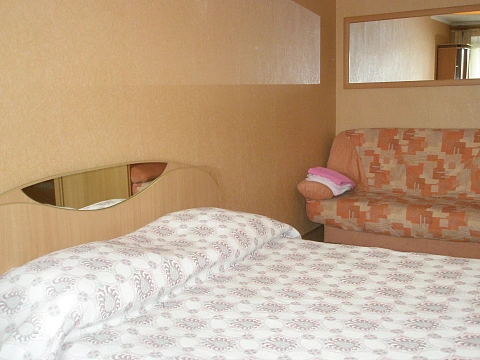 1 room apartments daily Kherson, Suvorovskiy district, Ushakova Ave., 68