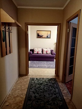 2 rooms apartments daily Kherson, Suvorovskiy district, Nezavisimosti Ushakova Ave., 58