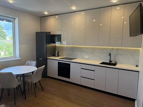 2 rooms apartments daily Zhytomyr, per. TSvetochnyy, 12 А