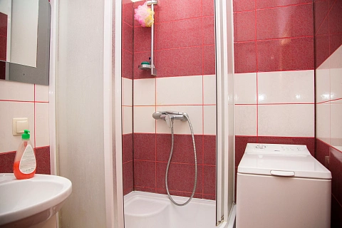 3 rooms apartments daily Lviv, Galitskiy district, Petra Doroshenko St., 27