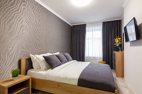 1 room apartments daily Lviv, Galitskiy district, Knyazya Lva St., 2