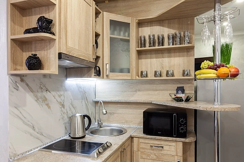1 room apartments daily Lviv, Galitskiy district, Knyazya Lva St., 2