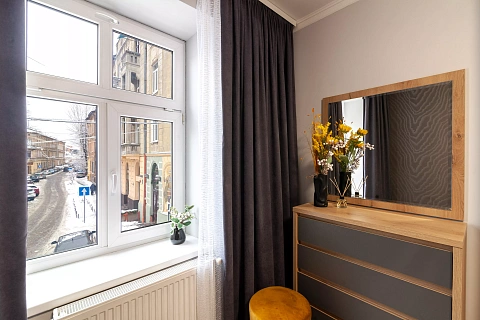 1 room apartments daily Lviv, Galitskiy district, Knyazya Lva St., 2