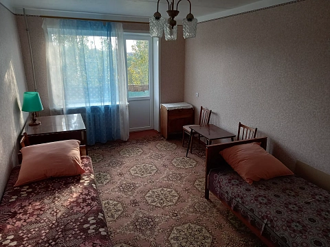 1-кімнатна квартира подобово у Краматорську, ул. Двірцева, 4