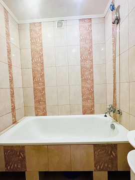 2 rooms apartments daily Lviv, Sykhovskiy district, CHervonoy kaliny Ave., 66а