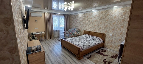 1-кімнатна квартира подобово у Краматорську, вул. Ярослава Мудрого, 32