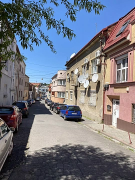 3 rooms apartments daily Uzhhorod, Luchkaya St., 9