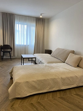 2 rooms apartments daily Uzhhorod, Svobody Ave., 45