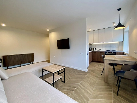 2 rooms apartments daily Uzhhorod, Svobody Ave., 45