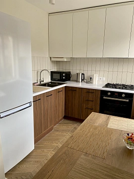 2 rooms apartments daily Uzhhorod, Svobody Ave., 45