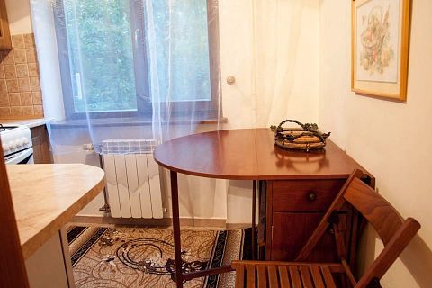 2 rooms apartments daily Uzhhorod, Zankovetskoy St., 6