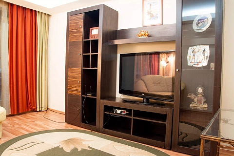 2 rooms apartments daily Uzhhorod, Zankovetskoy St., 6