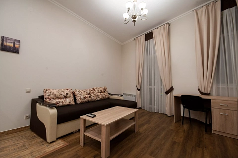 1 room apartments daily Uzhhorod, Mukachevskaya St., 4