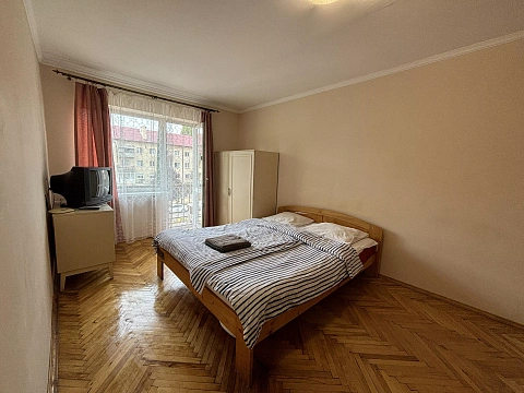 1 room apartments daily Uzhhorod, Svobody Ave., 39