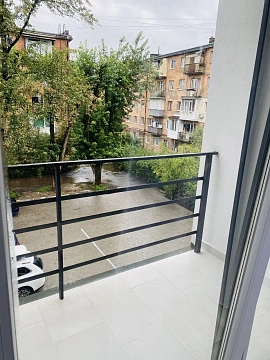 1 room apartments daily Uzhhorod, Tikhogo St., 13д