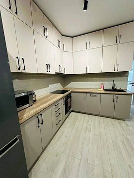 2 rooms apartments daily Uzhhorod, Frantisheka Tikhogo St., 13д