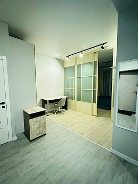 2 rooms apartments daily Uzhhorod, Frantisheka Tikhogo St., 13д