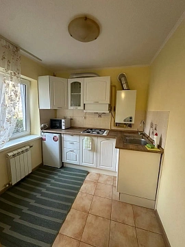 2 rooms apartments daily Uzhhorod, Svobody Ave., 45