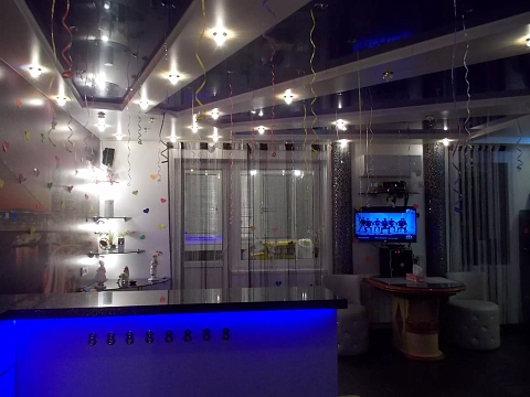 2 rooms apartments daily Kyiv, Desnyanskiy district, Kashtanovaya St., 11