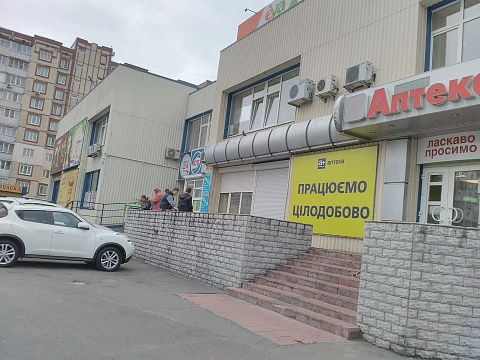 2 rooms apartments daily Kyiv, Desnyanskiy district, Kashtanovaya St., 11