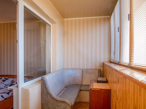 2 rooms apartments daily Kyiv, Shevchenkovskiy district, Vilgelma Kotarbinskogo St., 23
