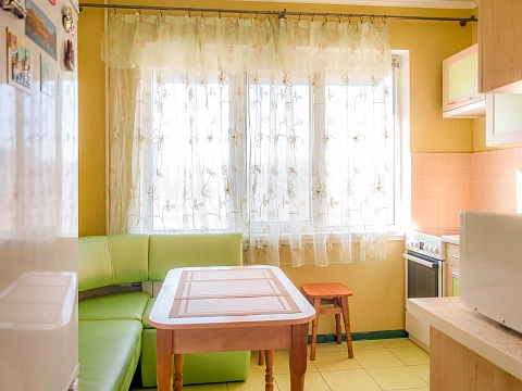 2 rooms apartments daily Kyiv, Shevchenkovskiy district, Vilgelma Kotarbinskogo St., 23