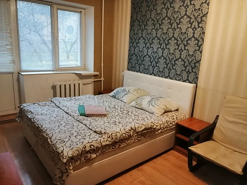 Однокомнатная квартира посуточно в Киеве, Печерский район, ул. Мечникова, 8