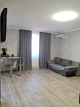 2 rooms apartments daily Kropyvnytskyi (Kirovohrad), Krepostnoj district, Sobornaya St., 23/34