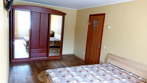 1 room apartments daily Kropyvnytskyi (Kirovohrad), Krepostnoj district, Evgeniya Telnova St., 7