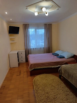 2 rooms apartments daily Mukachevo, Beregovskaya St., 66