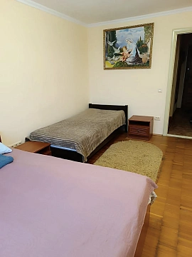 2 rooms apartments daily Mukachevo, Beregovskaya St., 66
