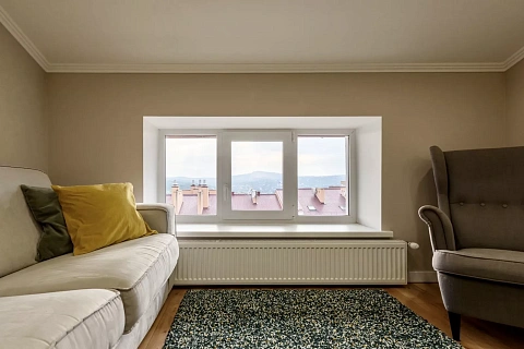 2 rooms apartments daily Chernivtsi, SHevchenkovskiy district, Minina St., 2