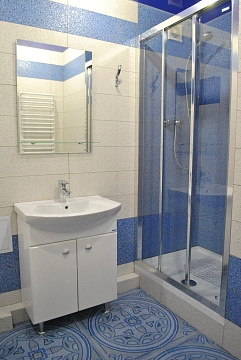 1 room apartments daily Khmilnik, Monastyrskaya Kirova St., 1