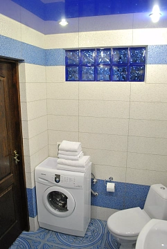 1 room apartments daily Khmilnik, Monastyrskaya Kirova St., 1