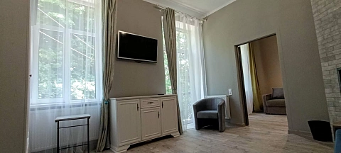 2 rooms apartments daily Chernivtsi, SHevchenkovskiy district, Yozefa Glavki St., 13