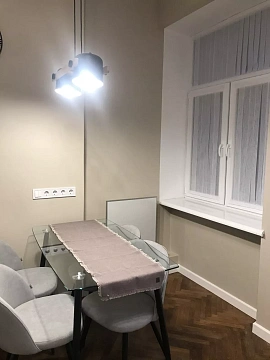 Двухкомнатная квартира посуточно в Черновцах, Первомайский район, ул. О. Кобылянской , 31