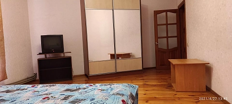 3 rooms apartments daily Sumy, Zarechnyy district, Sumsko-Kievskikh Diviziy St., 4