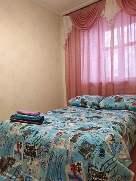 3 rooms apartments daily Sumy, Zarechnyy district, Sumsko-Kievskikh Diviziy St., 4