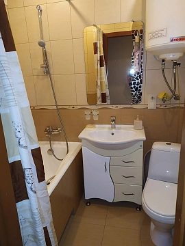 2 rooms apartments daily Sumy, Zarechnyy district, KHolodnoyarskoy Brigady Sumsko-Kievskikh Diviziy St., 36