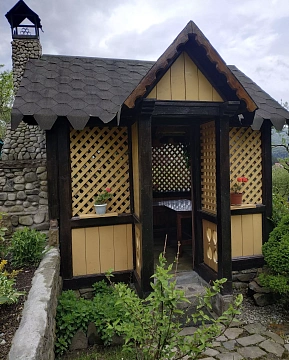 house h daily Yaremche, I. Franko St., 76