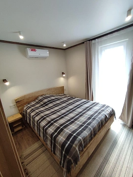house h daily Yaremche, Svobody St., 245а