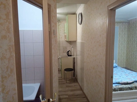 1 room apartments daily Ishmael, Mira Ave., 30