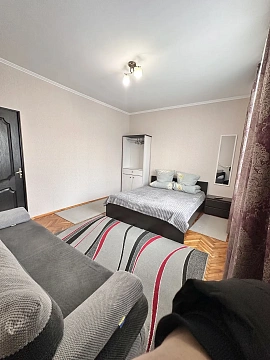 5 rooms apartments appartments daily Berehovo, Legotskogo St., 51