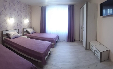 Двухкомнатная квартира посуточно в Берегово, пер. Мукачевский, 4б
