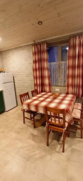 Двухкомнатная квартира посуточно в Берегово, ул. Линнера, 21